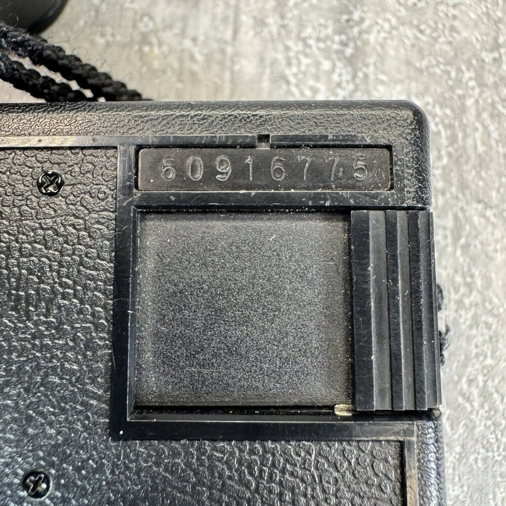 Vintage Rare - Copal Pocket 400 110 Film Point & Shoot Camera w/ Case Untested - Picture 8 of 9